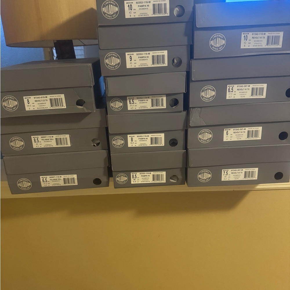 Palladium Women sneakers 25 pair. $50 each pair. White, blk, and tan opts IYKYK!